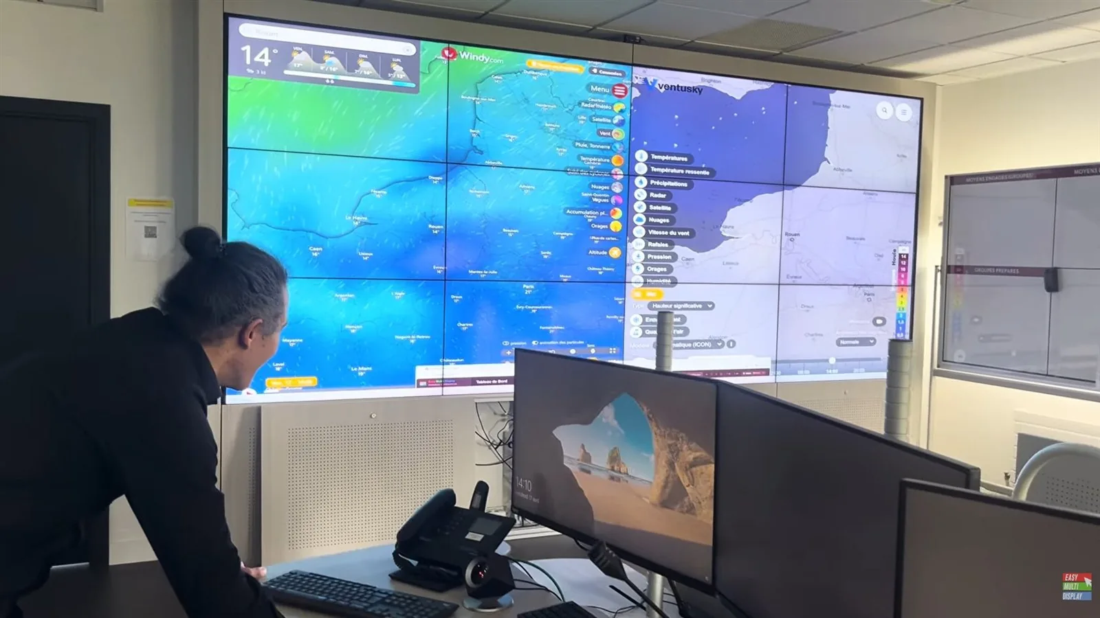 Een zwarte doos voor uw videowall