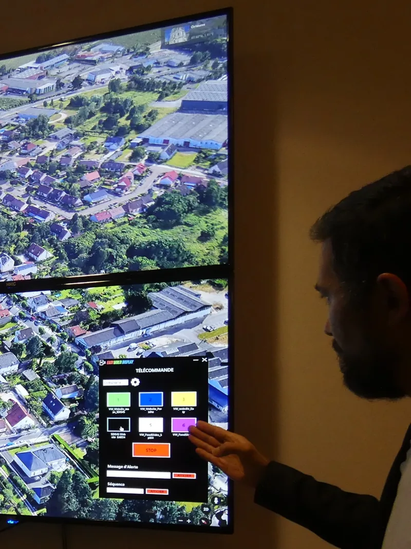 Touchscreen voor de aansturing van de videowall met de Scenario Panorama-interface